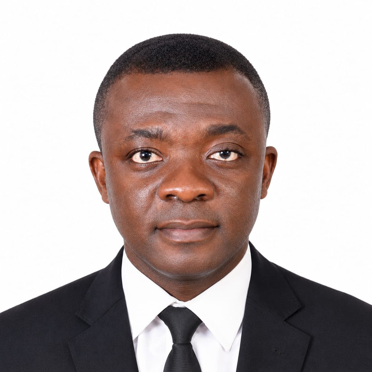 Portrait of Maxwell Osei-Gyamerah.